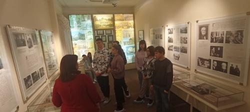 Учащиеся 10 класса, в рамках образовательной сессии в рязгму им. 07