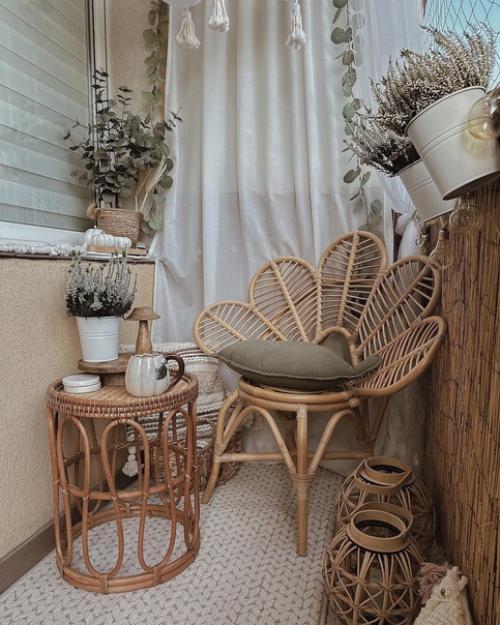 Добро пожаловать в небольшую квартиру Элы, в которой она создала настоящее домашнее гнездышко, не перегружая его декором. 01