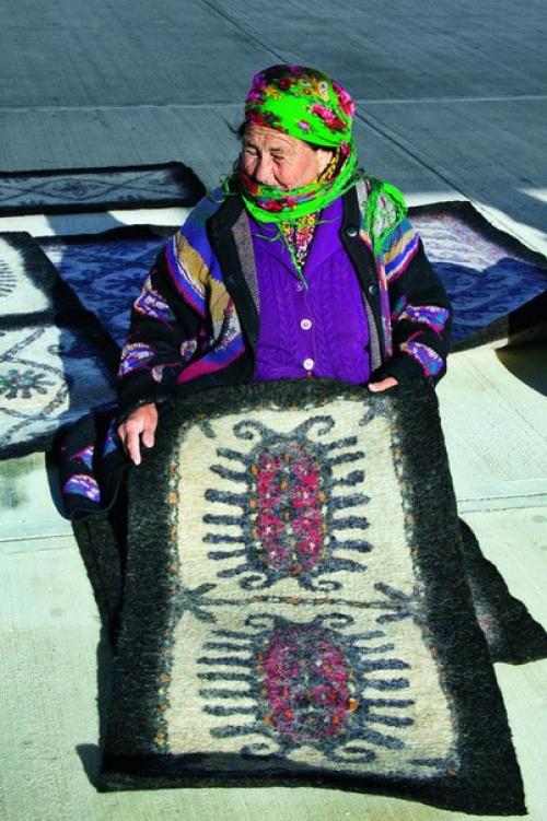 Кошма.  Младшая сестра ковра. 08