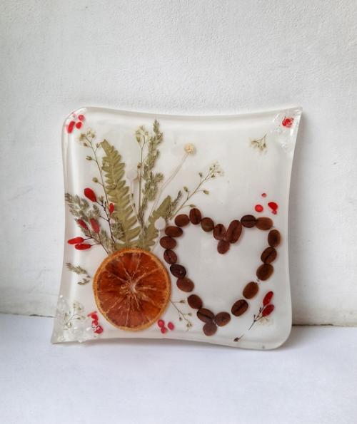 Представьте себе уютный уголок вашего дома, где царит гармония и спокойствие.