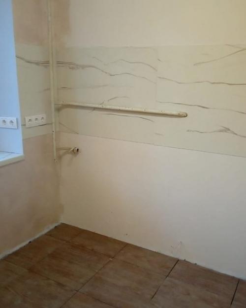 Очнь симпатичная кухня 5. 5 кв. 06