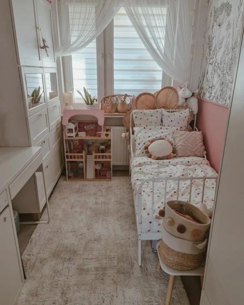 Добро пожаловать в небольшую квартиру Элы, в которой она создала настоящее домашнее гнездышко, не перегружая его декором. 08