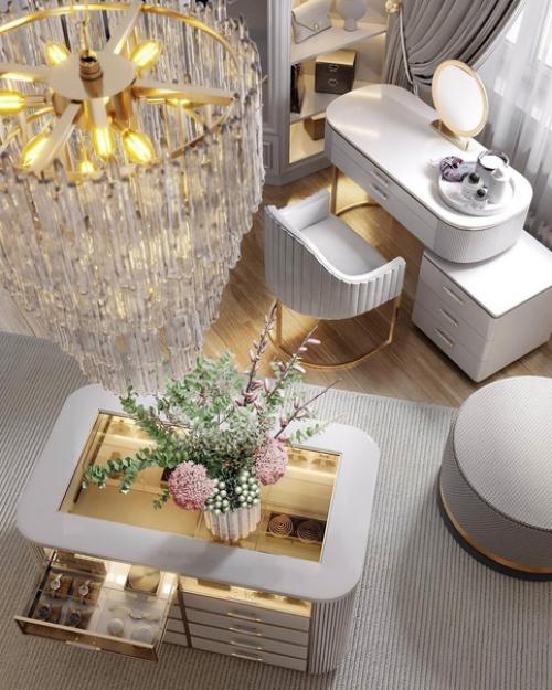 Давно у нас не было просторных гардеробных: чтобы у обуви и сумок отдельные полки, и остров посередине. 05