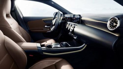 Автомобили новости. Mercedes рассекретил интерьер нового A - Class. 02