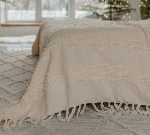 NEW Collection.  Домотканый плед Из Сундука - это тепло, будто переданное через руки бабушек и мам. 03