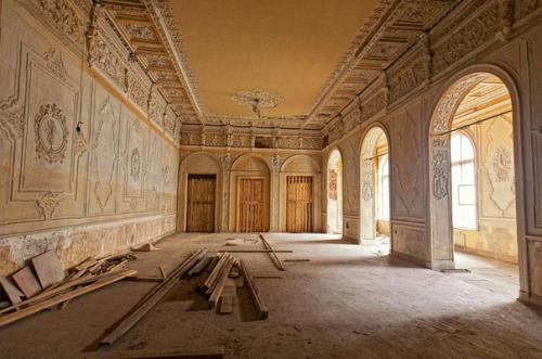 9 прекрасных заброшенных особняков Петербурга. 07