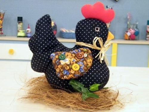 Курочки для украшения интерьера.

