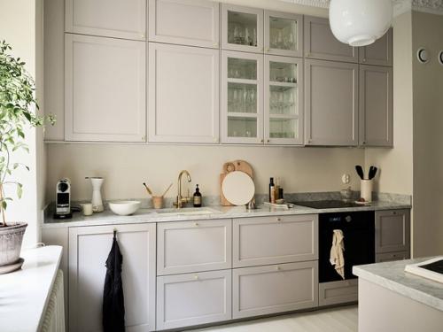 Нежный интерьер красивой классической квартиры в Швеции. 05