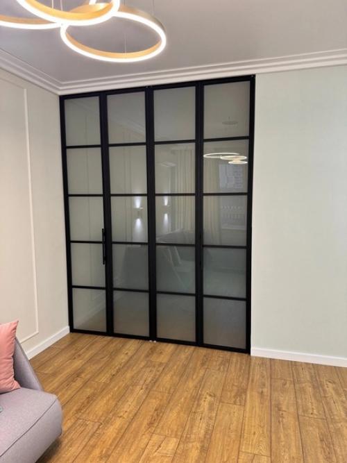 Когда за окном твоего жилого комплекса яблоневый сад, то и интерьер квартиры должен располагать к релаксу. 04