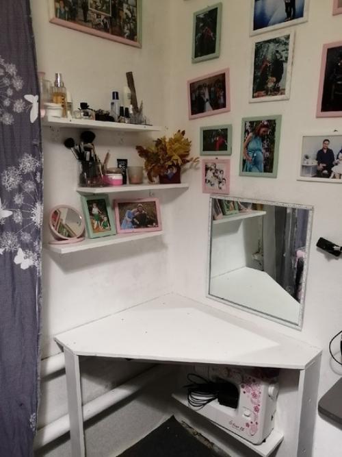 Добрый день, меня зовут Ирина, я из города Екатеринбурга, мне 27 лет. 02