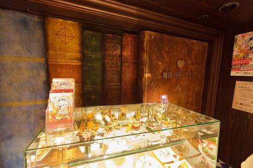 Ресторан Алиса в Стране Чудес (Япония, Токио). 01