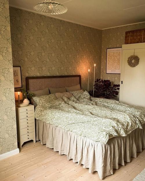 Кровать - это не только место для сна, но и центральный элемент спальни. 05