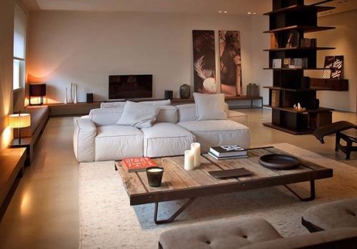 Интерьер квартиры, разработанный итальянским дизайнером Fabio Fantolini.