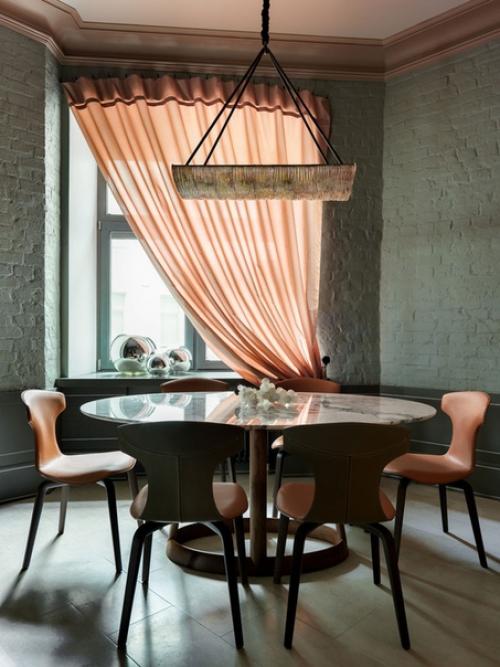 Кирпичные стены и оттенки зеленого: современная квартира в старом доме в Москве. 06