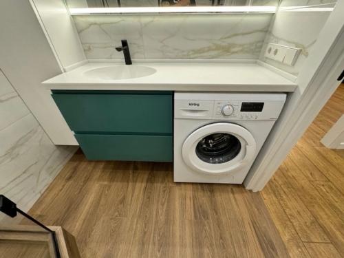 Когда за окном твоего жилого комплекса яблоневый сад, то и интерьер квартиры должен располагать к релаксу. 07