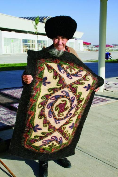 Кошма.  Младшая сестра ковра. 02