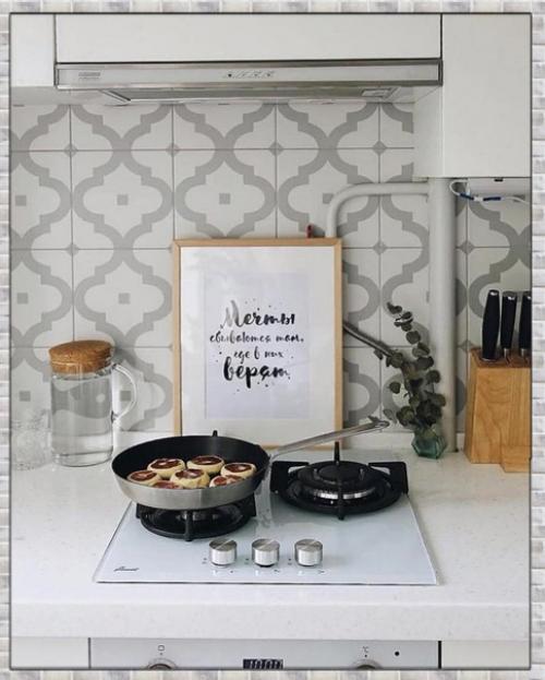 Интерьер кухни. В светлых тонах. 06