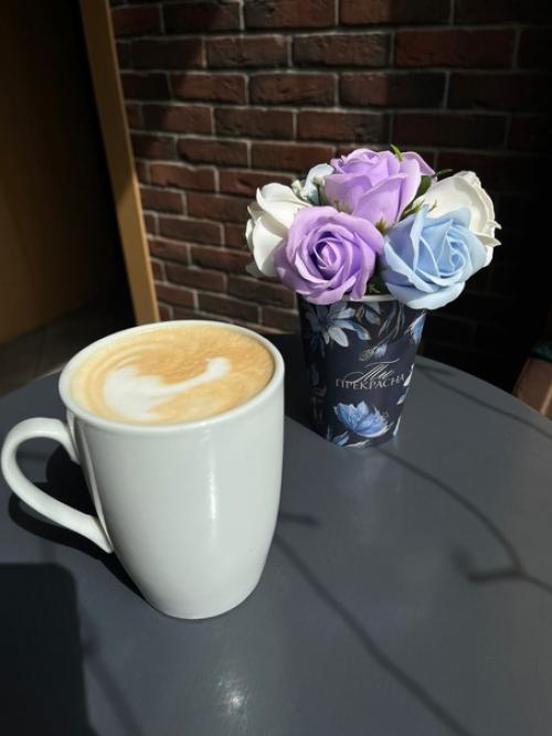 Вы уже наверняка в раздумье, что же подарить своим любимым, родным и близким, коллегам! 04