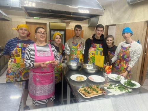 Светлый праздник домашнего тепла: уютная квартира становится домом благодаря заботливым рукам! 01