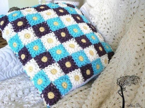 Африканские цветы в подушках. 03