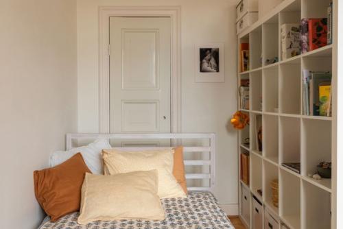 Картины могут стать прекрасным украшением для любой комнаты. 02