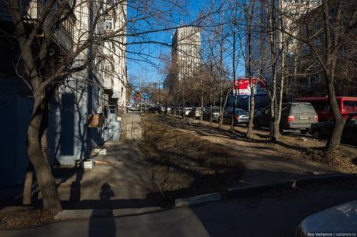 В прошлый раз известный российский блогер Илья Варламов написал пост про очень хороший Хабаровск и всячески восхвалил наш город. 05