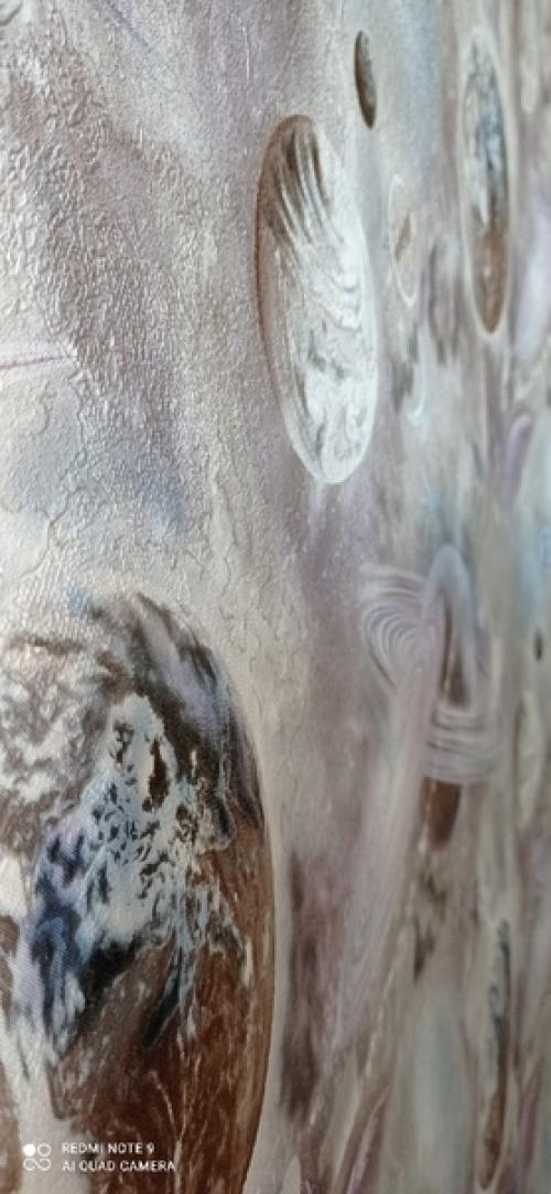 Космические интерьеры зрительно углубляют пространство стен, потолков. 01