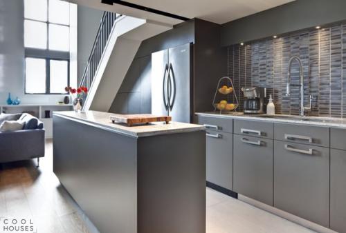 Небольшая квартира в стиле лофт находится в Торонто, Канада. 04