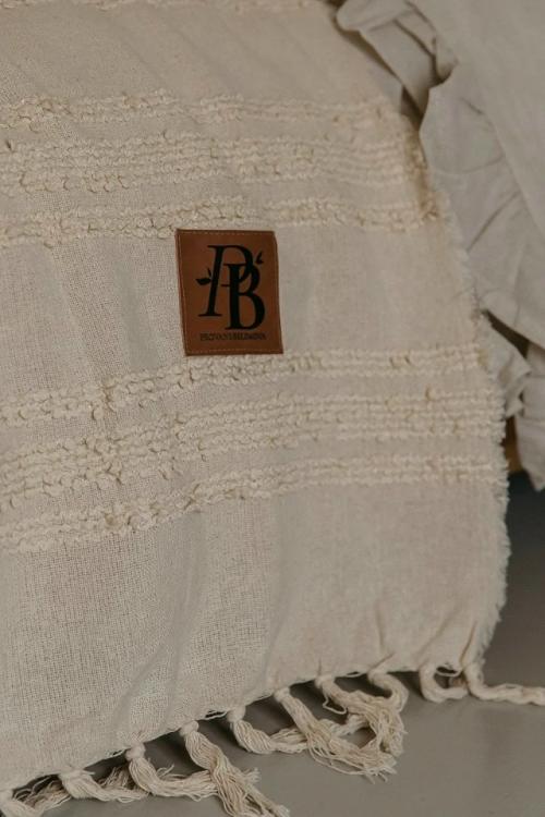 NEW Collection.  Домотканый плед Из Сундука - это тепло, будто переданное через руки бабушек и мам. 05