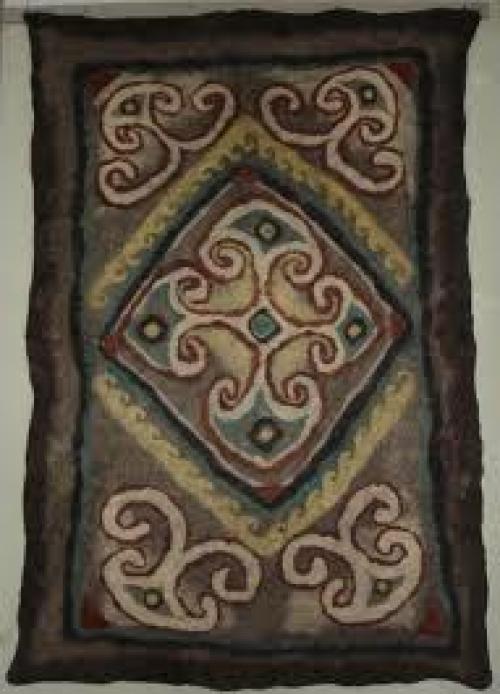 Кошма.  Младшая сестра ковра. 01