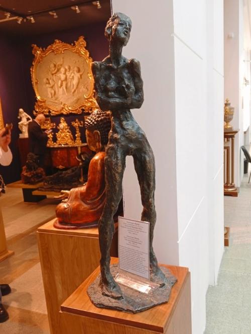 Каждый год антикварный салон в гостином дворе посещаю. 03