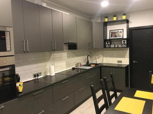 Современный интерьер. В нейтральной цветовой гамме. 04