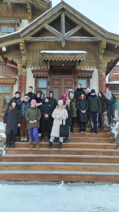 2 декабря учащиеся 9-х классов посетили дачу рябушинских - это единственный в городе дом в стиле модерн. 09