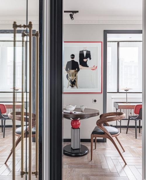 Реализованный интерьер маленькой квартиры для ценителей искусства в Москве. 05