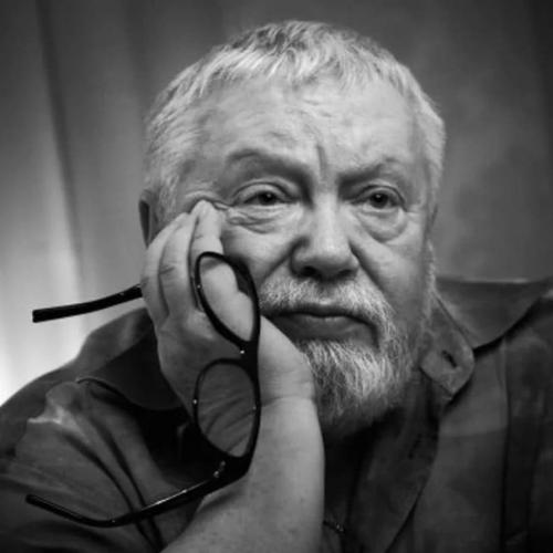 Вчера мы простились с Сергеем Соловьевым, невероятно талантливым человеком, ярким кинорежиссером и настоящим художником. 01