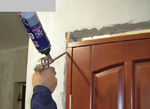 Установка самостоятельно межкомнатной двери. 07