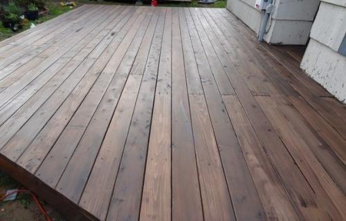 Как создать деревянную палубу возле дачного дома. 06 Как создать деревянную палубу возле дачного дома. 06