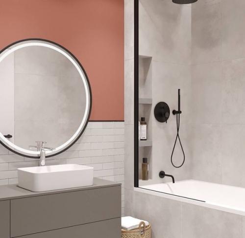 Интерьер просторной квартиры в спокойных нежных тонах выполнен. 09