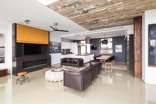 Двухэтажный стеклянный пентхаус в Сохо!