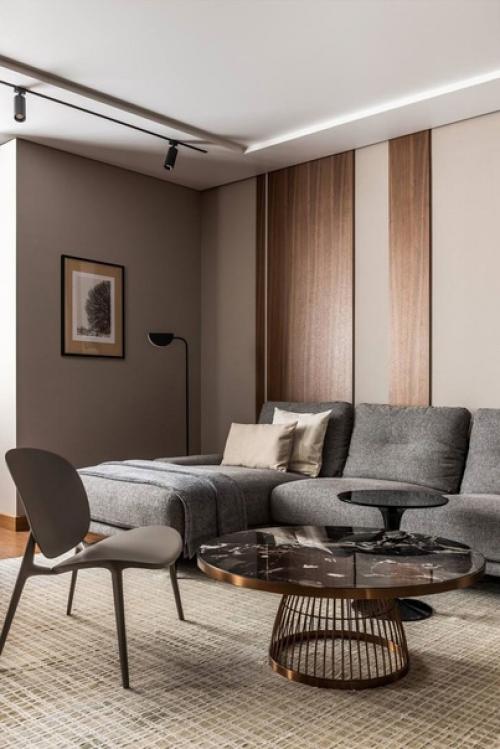 Лаконичный интерьер квартиры за счет большой площади воплотили все свои мечты. 01