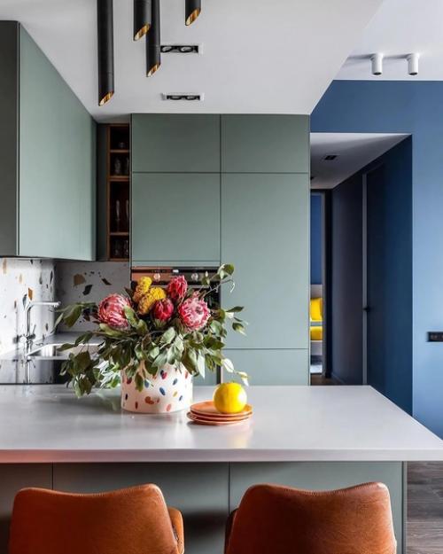 Собрали для вас популярные цветовые решения для кухни в 2024 году. 01