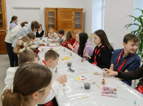 Музей - усадьба П. и. Чайковского в Воткинске с 10 декабря принимает туристов новогоднего ретропоезда Чайковский Экспресс. 08