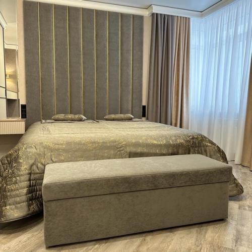 Коричневый цвет нейтрален, поэтому гармонично выглядит в любом интерьере. 03