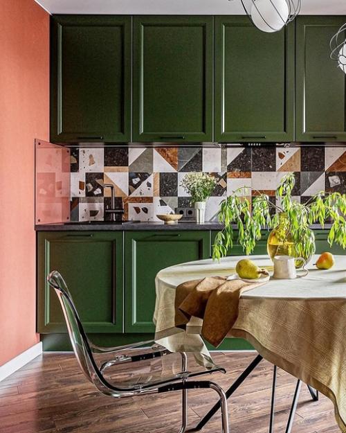 Собрали для вас популярные цветовые решения для кухни в 2024 году. 02