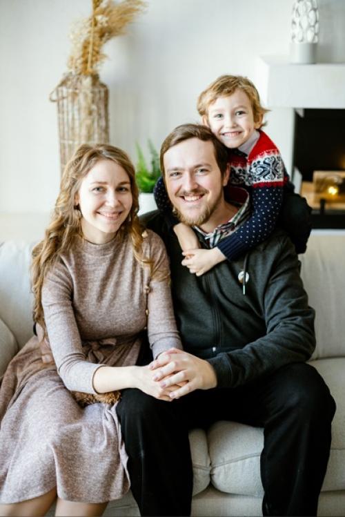 Помните, как скрипел снег под ногами в детстве? 01