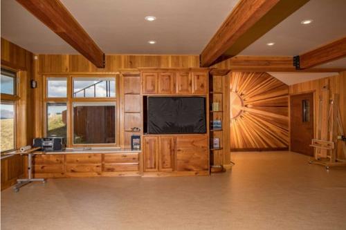 Ранчо джейсона ньюстеда выставлено на продажу. 03 Ранчо джейсона ньюстеда выставлено на продажу. 03