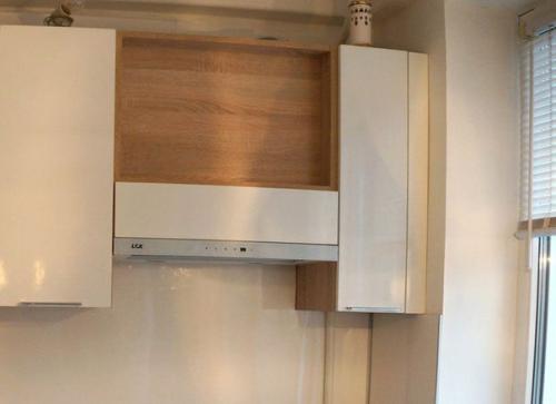 Маленький угловой гарнитур для Хрущевки, идея дизайна. 01