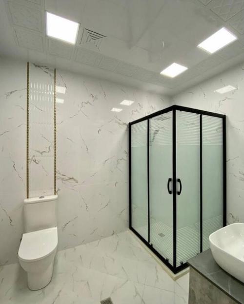 Просторная квартира. В светлых тонах. 06