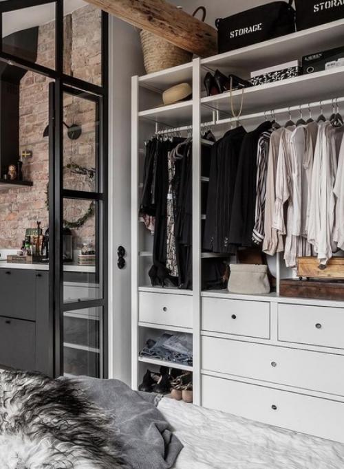 Современная квартира. В сочетании белого и чёрного цветов. 05