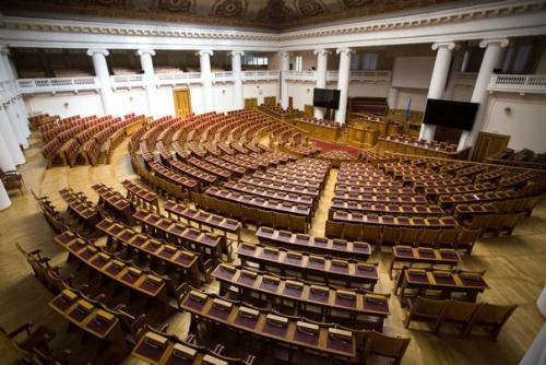 Таврический дворец.  Таврический дворец и прилегающий к нему парк занимает целый квартал в историческом центре Петербурга. 04